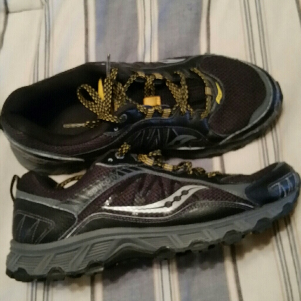 Mens Saucony eclipse TR3 tennis shoe